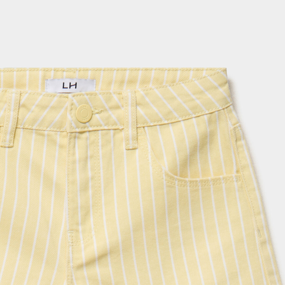 Short ajust&eacute; 5 poches coton jaune fille