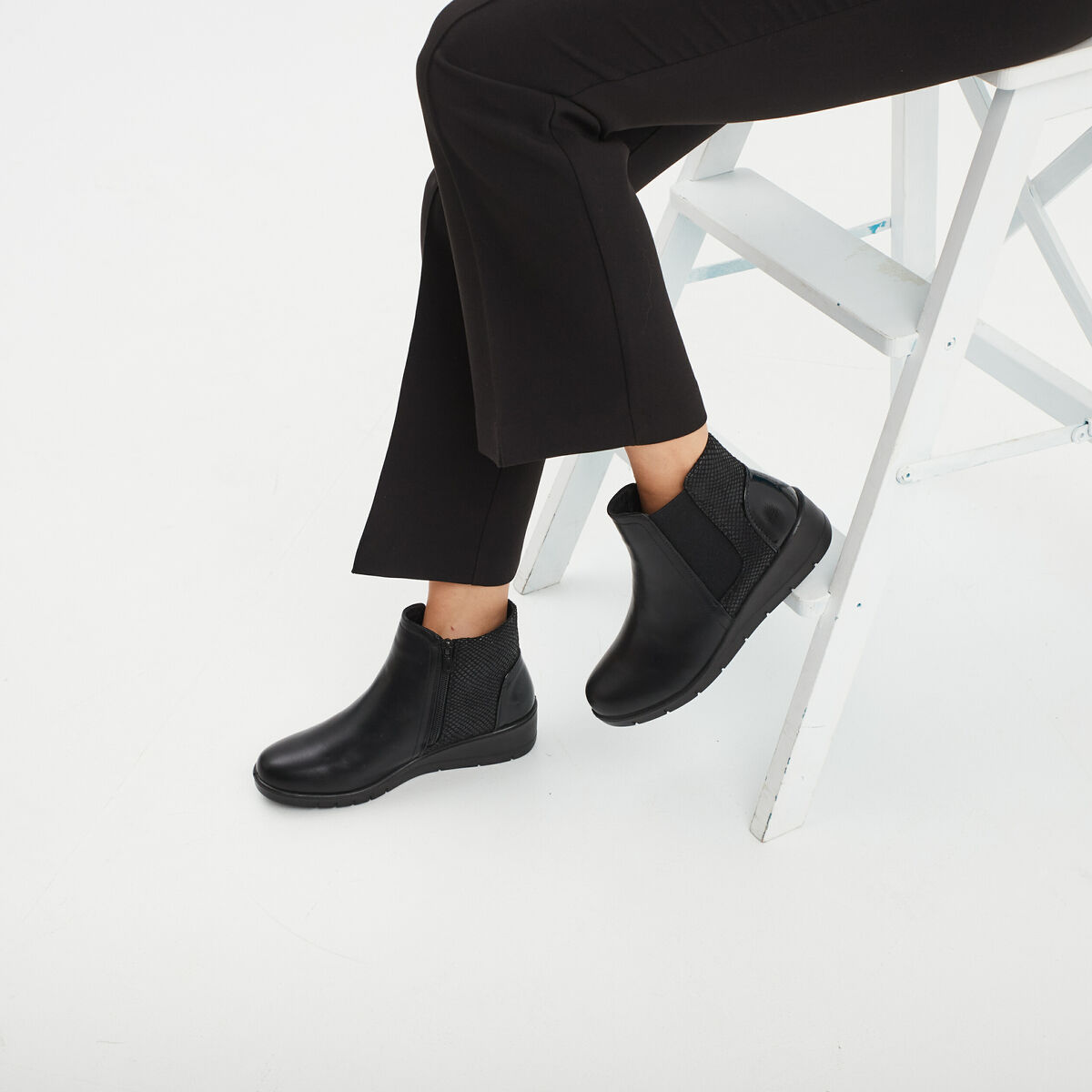 Bottines compensées noir femme