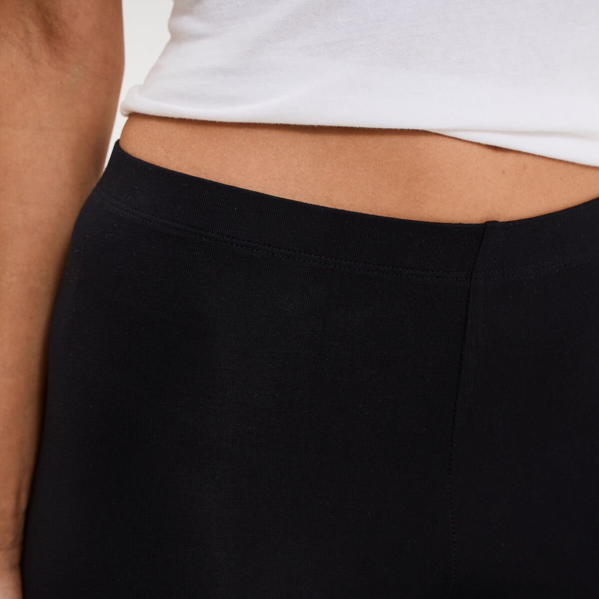 Legging taille &eacute;lastiqu&eacute;e noir femme