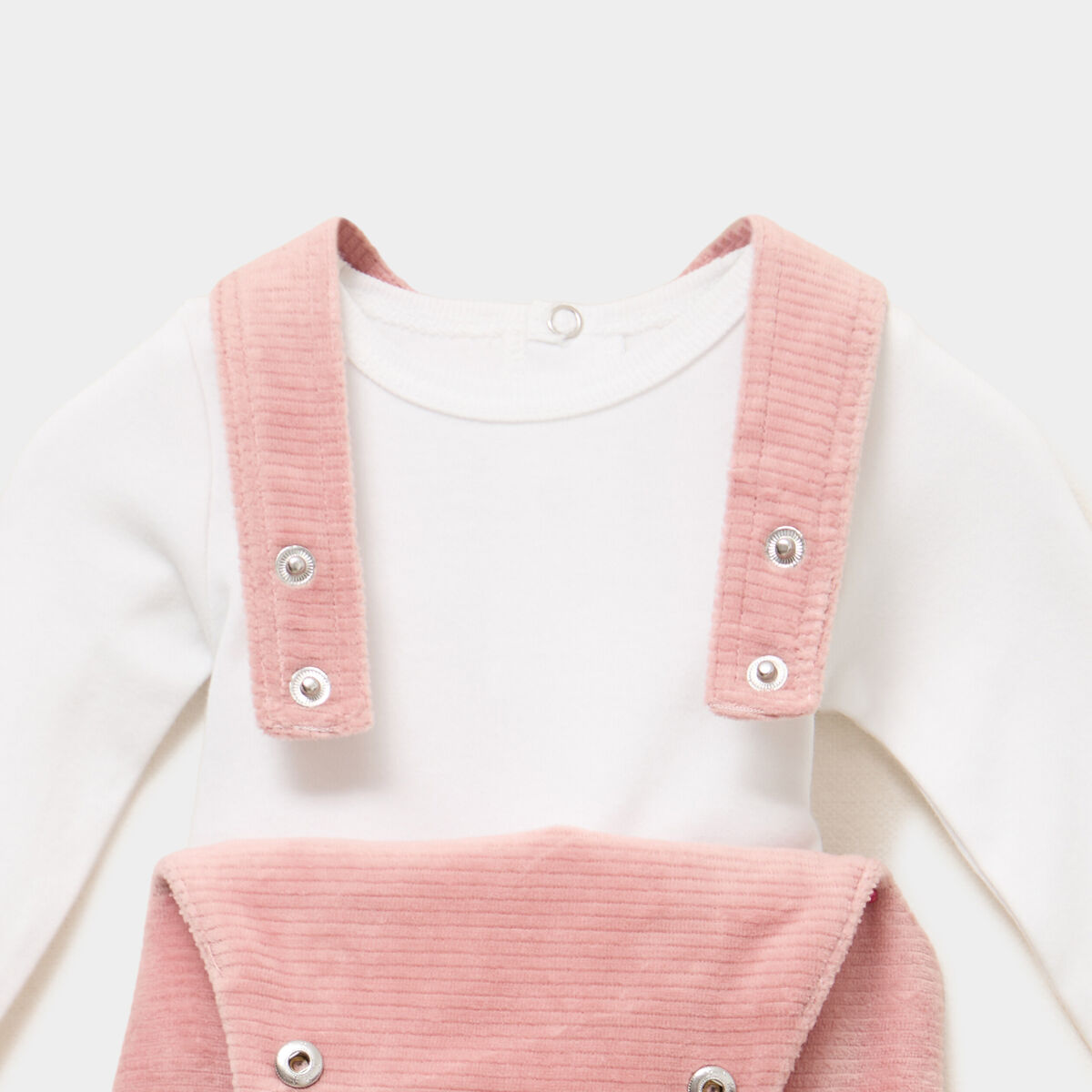 Ensemble 2 pi&egrave;ces salopette et t-shirt vieux rose b&eacute;b&eacute;