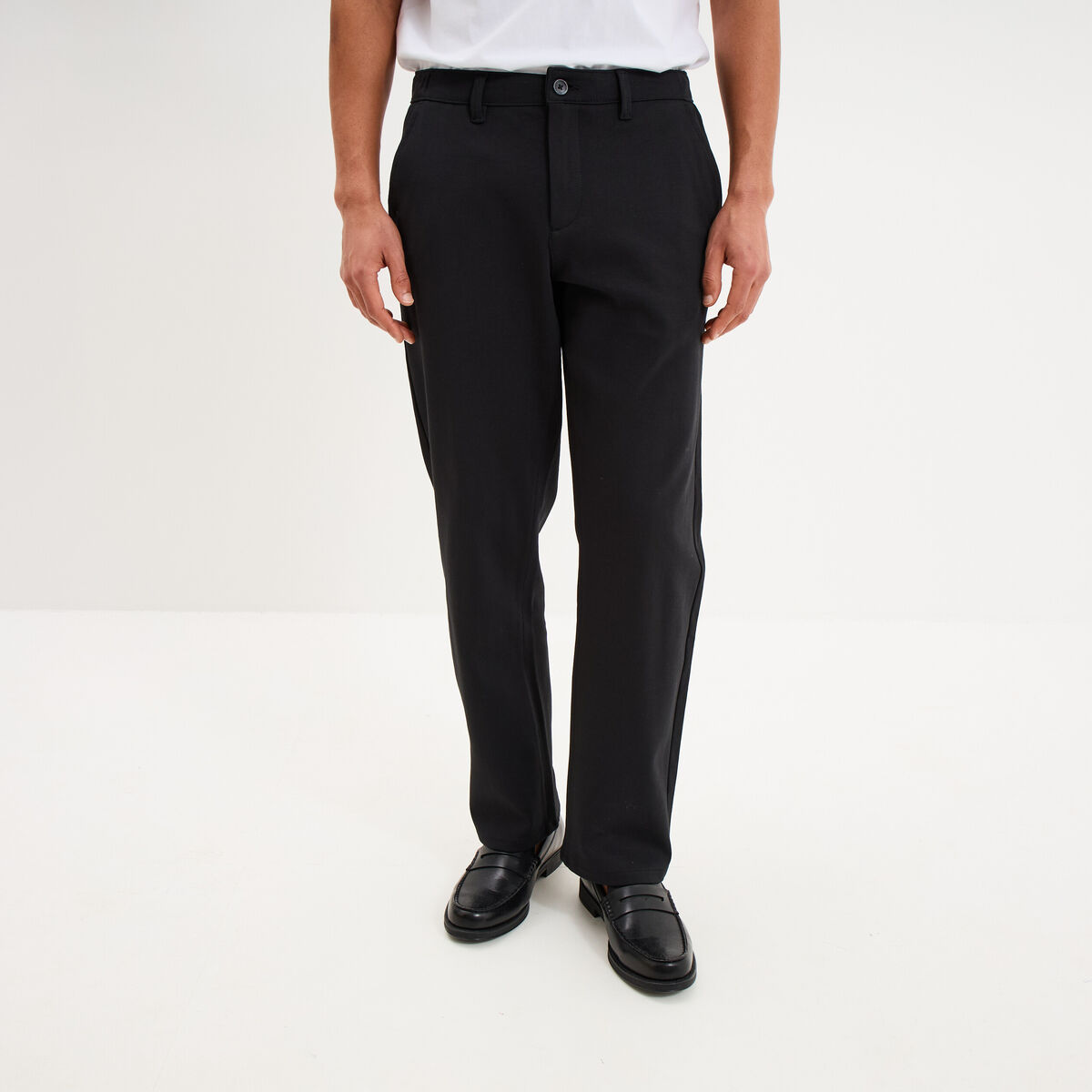 Pantalon chino regular taille &eacute;lastiqu&eacute;e noir homme