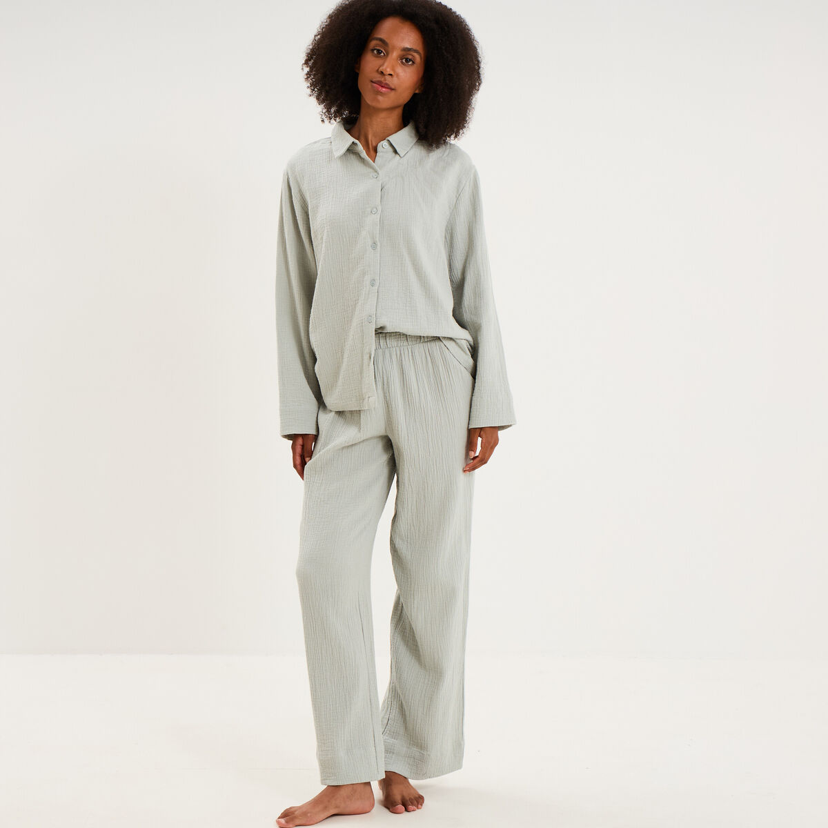 Ensemble pyjama chemise gaze de coton vert clair femme