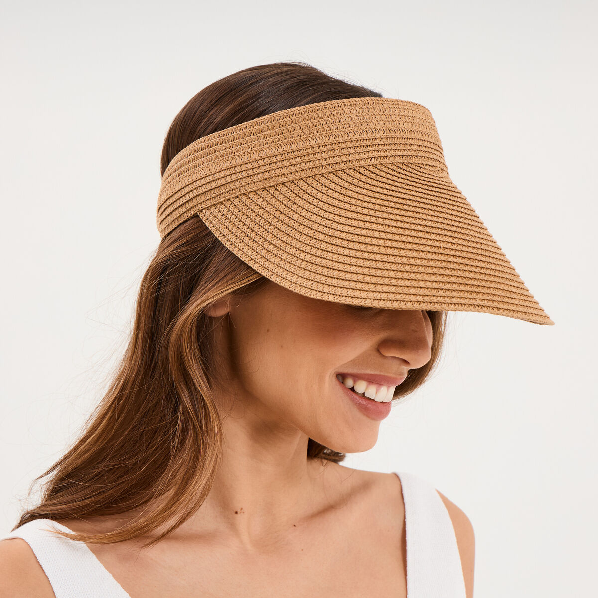 Visi&egrave;re paille tress&eacute;e sable femme