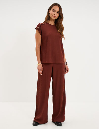 T-shirt gaufr&eacute; col rond avec boutons bordeaux femme