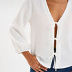 T-shirt noeuds et manches 3/4 blanc femme