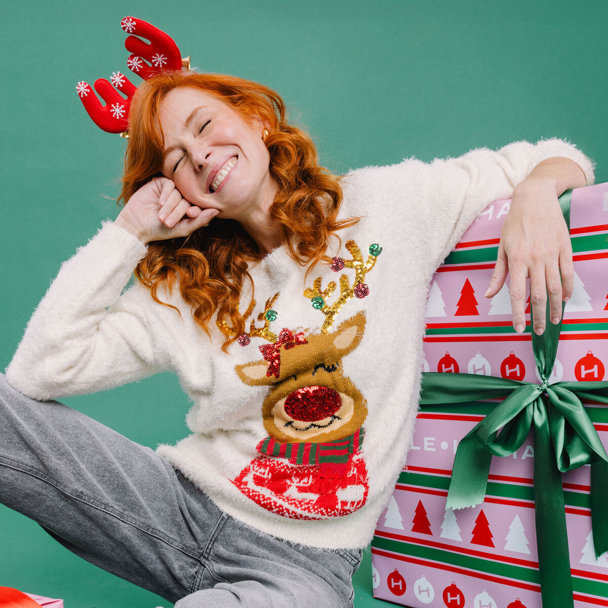 Pull de No&euml;l lumineux &agrave; sequins ivoire femme