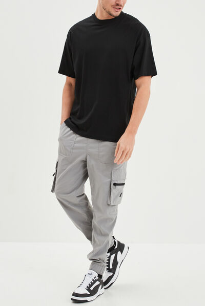 Pantalon cargo avec boucle gris homme