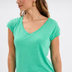 T-shirt col v poche poitrine vert menthe femme