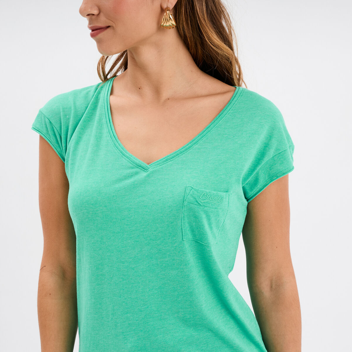 T-shirt col v poche poitrine vert menthe femme