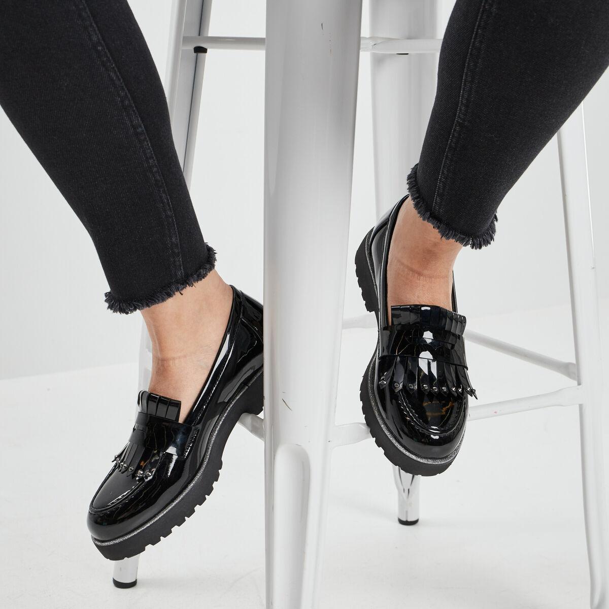 Mocassins crant&eacute;s Liberto noir femme