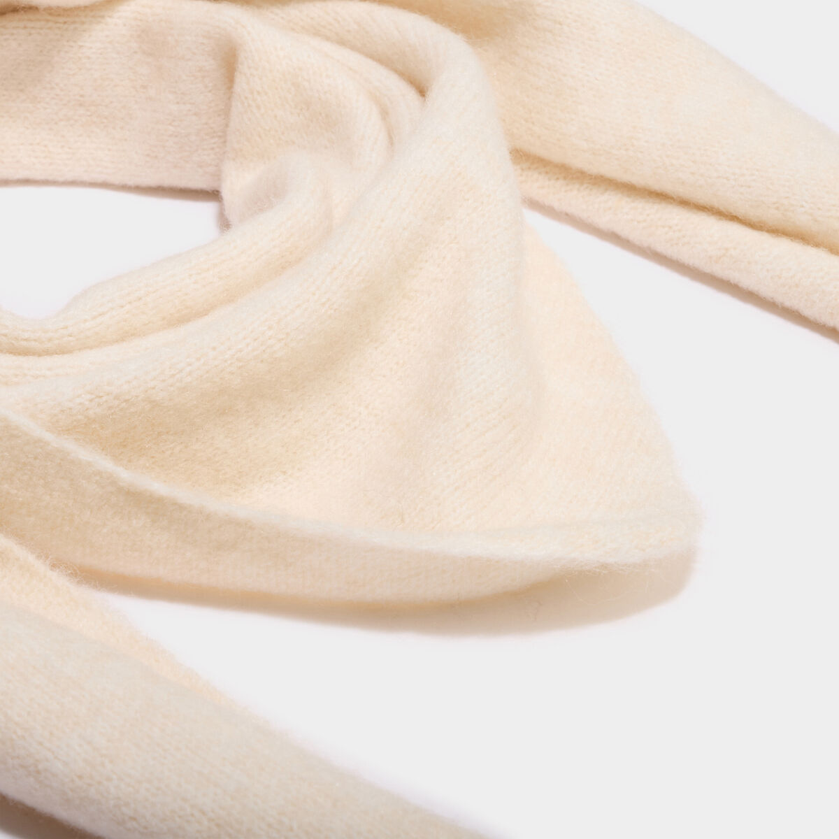&Eacute;charpe triangulaire en maille douce blanc femme