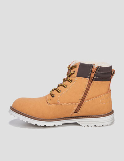Bottines fourrées crantées camel garçon