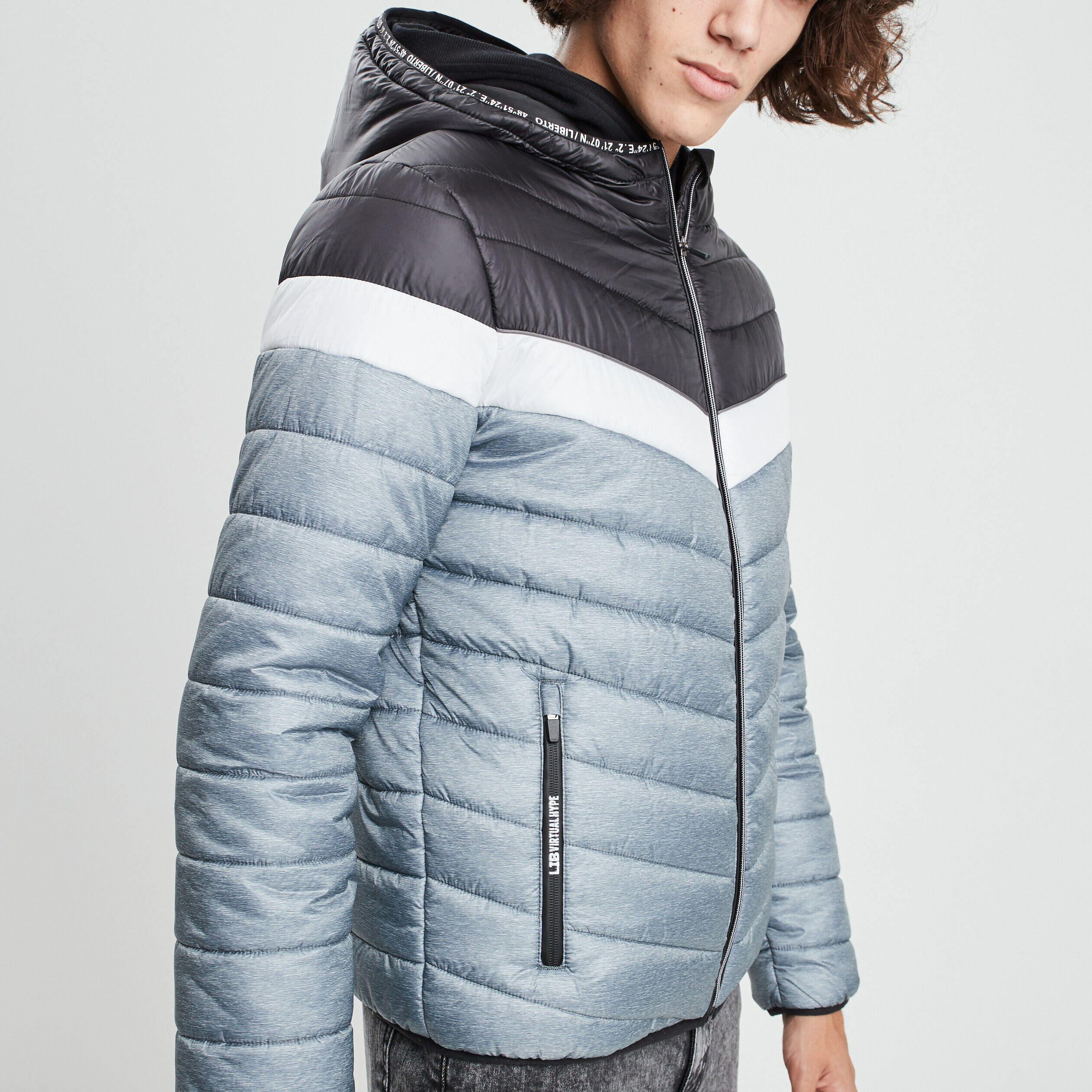 Doudoune homme Gris en soldes jusqu 70