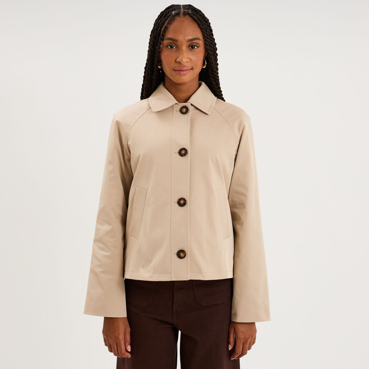 Trench court boutonn&eacute; beige femme