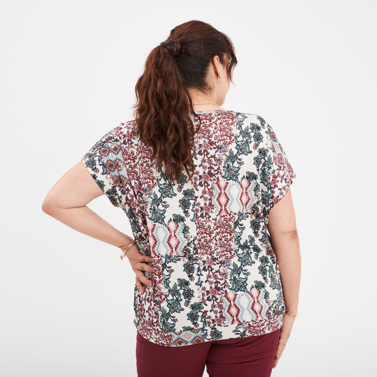 T-shirt col en V manches courtes ecru femme grande taille