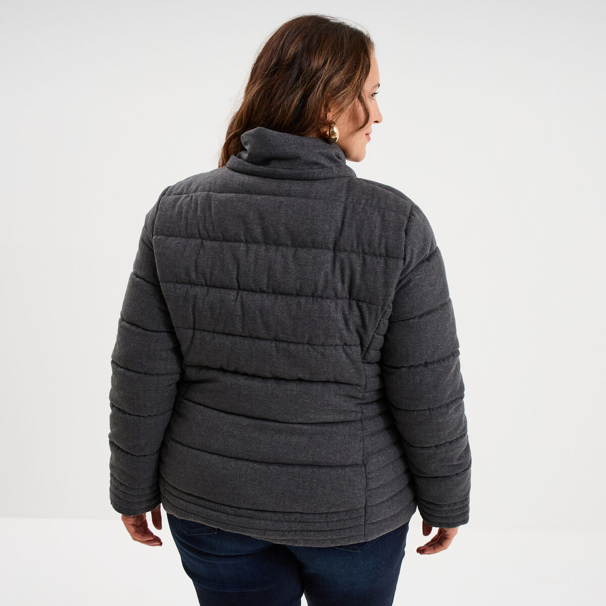 Doudoune d&eacute;perlante &agrave; capuche gris argent femme grande taille