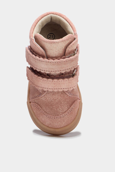 Bottillons &agrave; scratchs en cuir rose b&eacute;b&eacute; fille