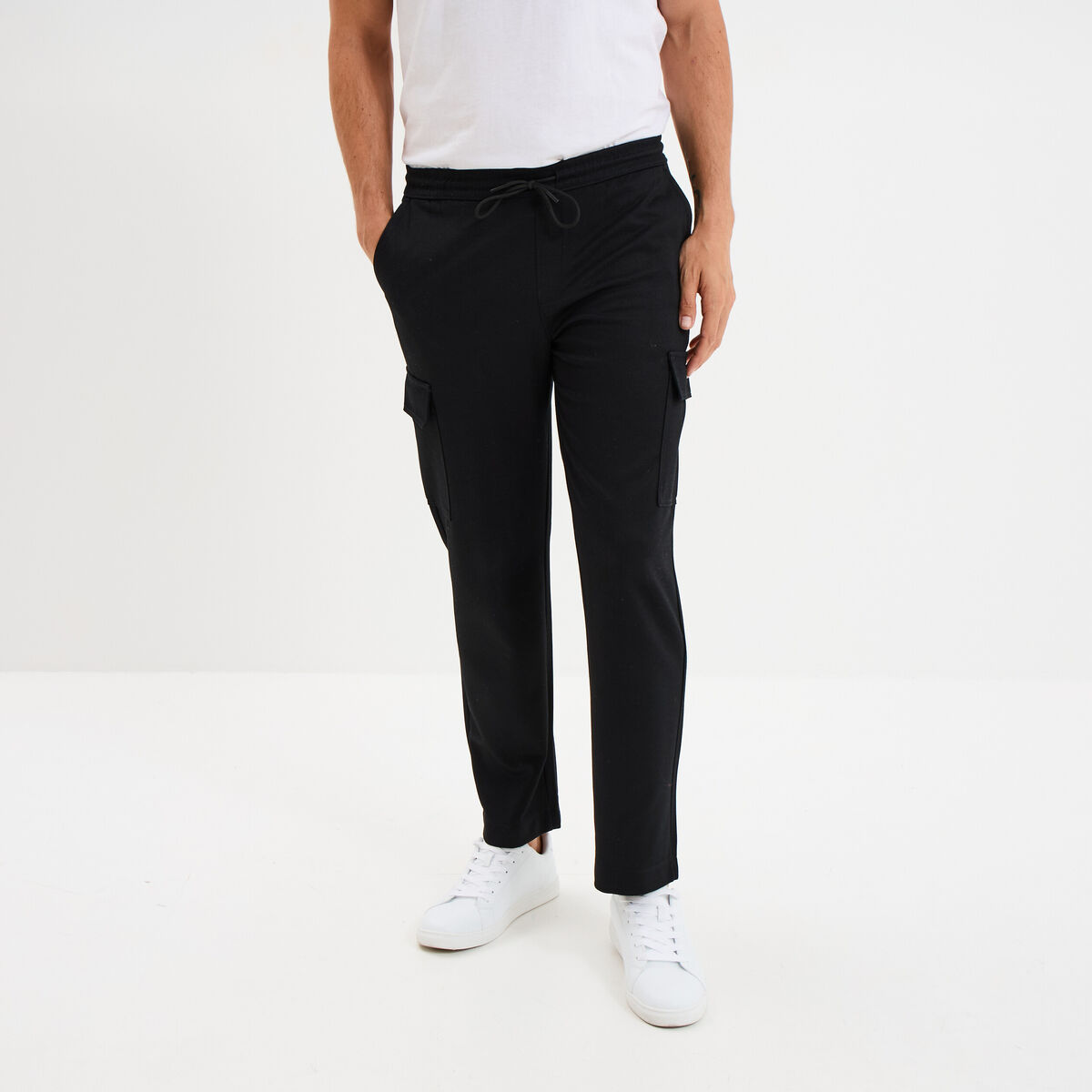 Pantalon cargo taille &eacute;lastiqu&eacute;e noir homme