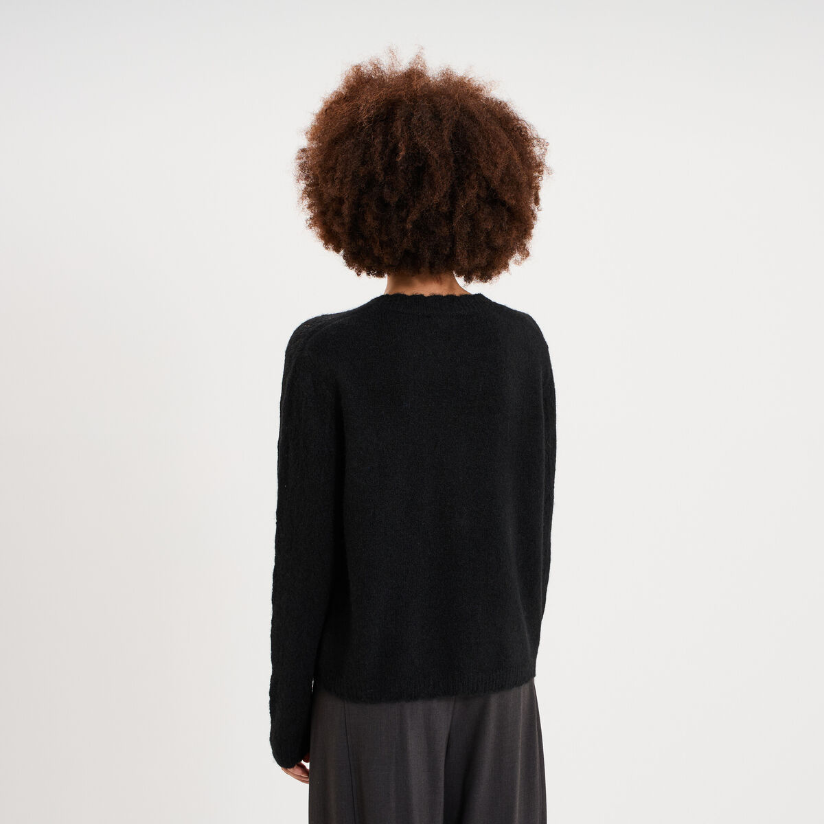 Gilet cardigan ajour&eacute; manches longues noir femme