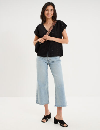 T-shirt broderie anglaise col en V noir femme