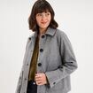 Veste courte oversize boutonn&eacute;e gris femme