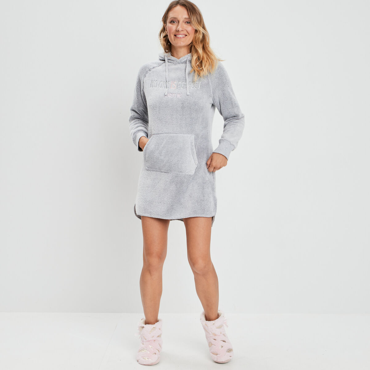 Poncho plaid droit à capuche gris clair femme