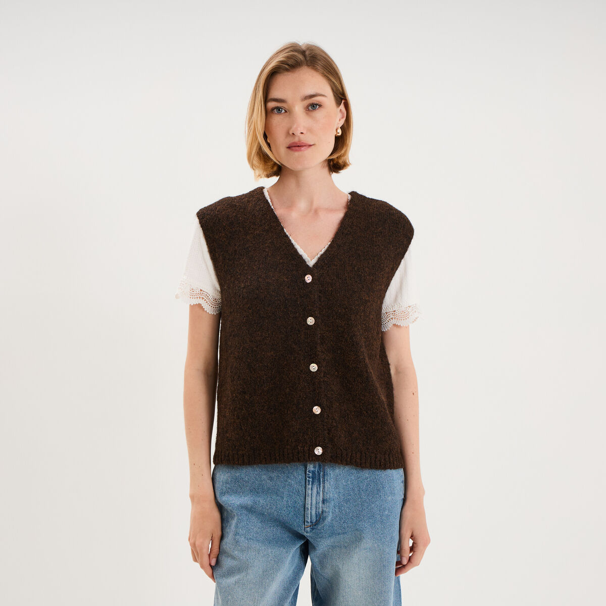 Gilet sans manches col en V marron fonc&eacute; femme
