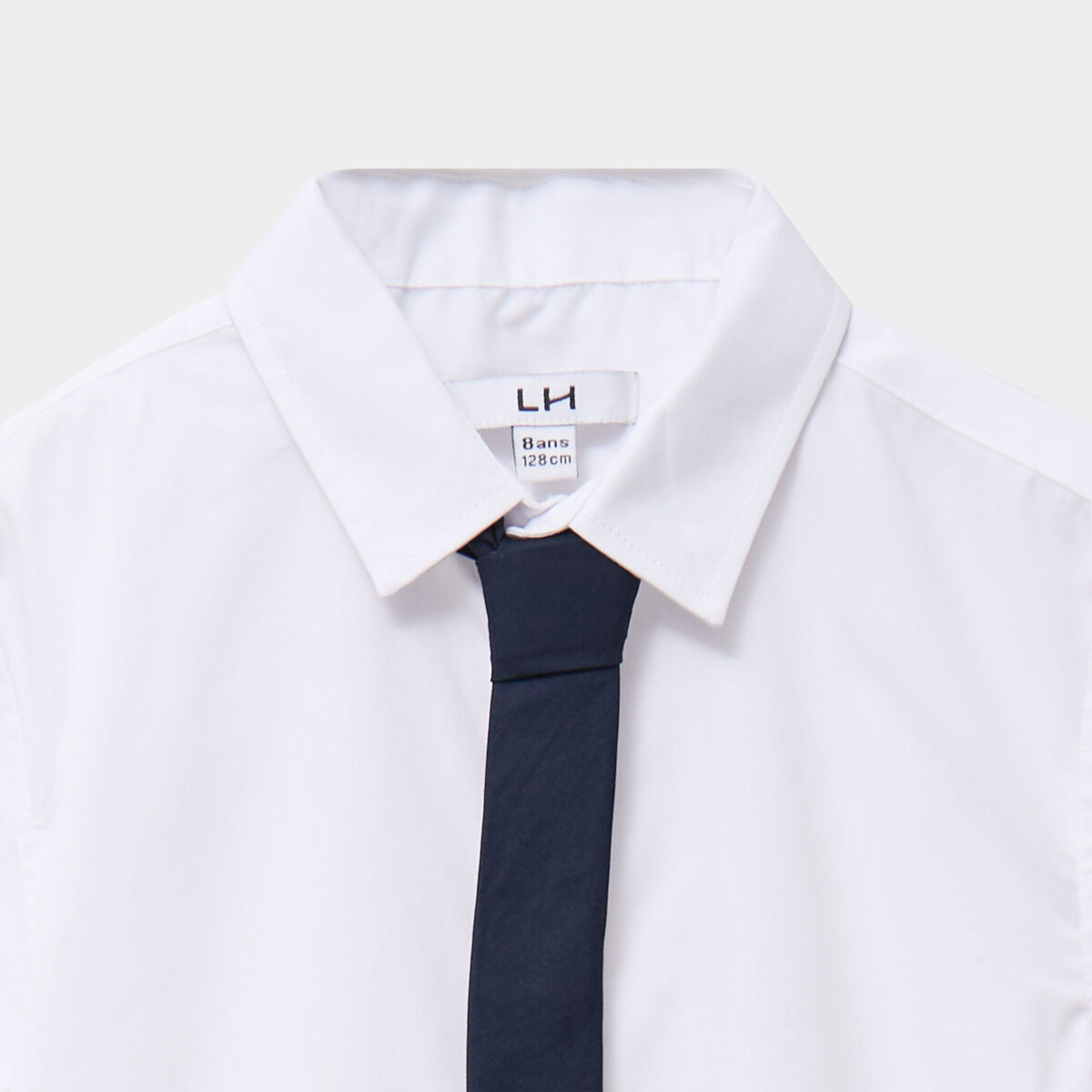 Chemise manches courtes avec cravate blanc gar&ccedil;on