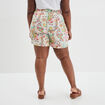 Short large taille élastiquée ecru femme grande taille