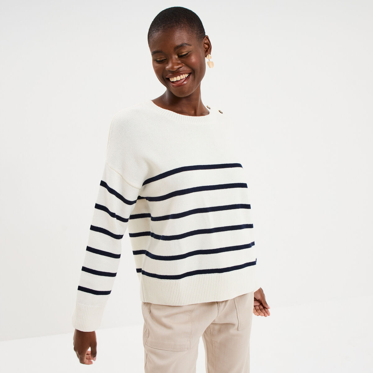 Pull marini&egrave;re boutons &eacute;paule blanc femme