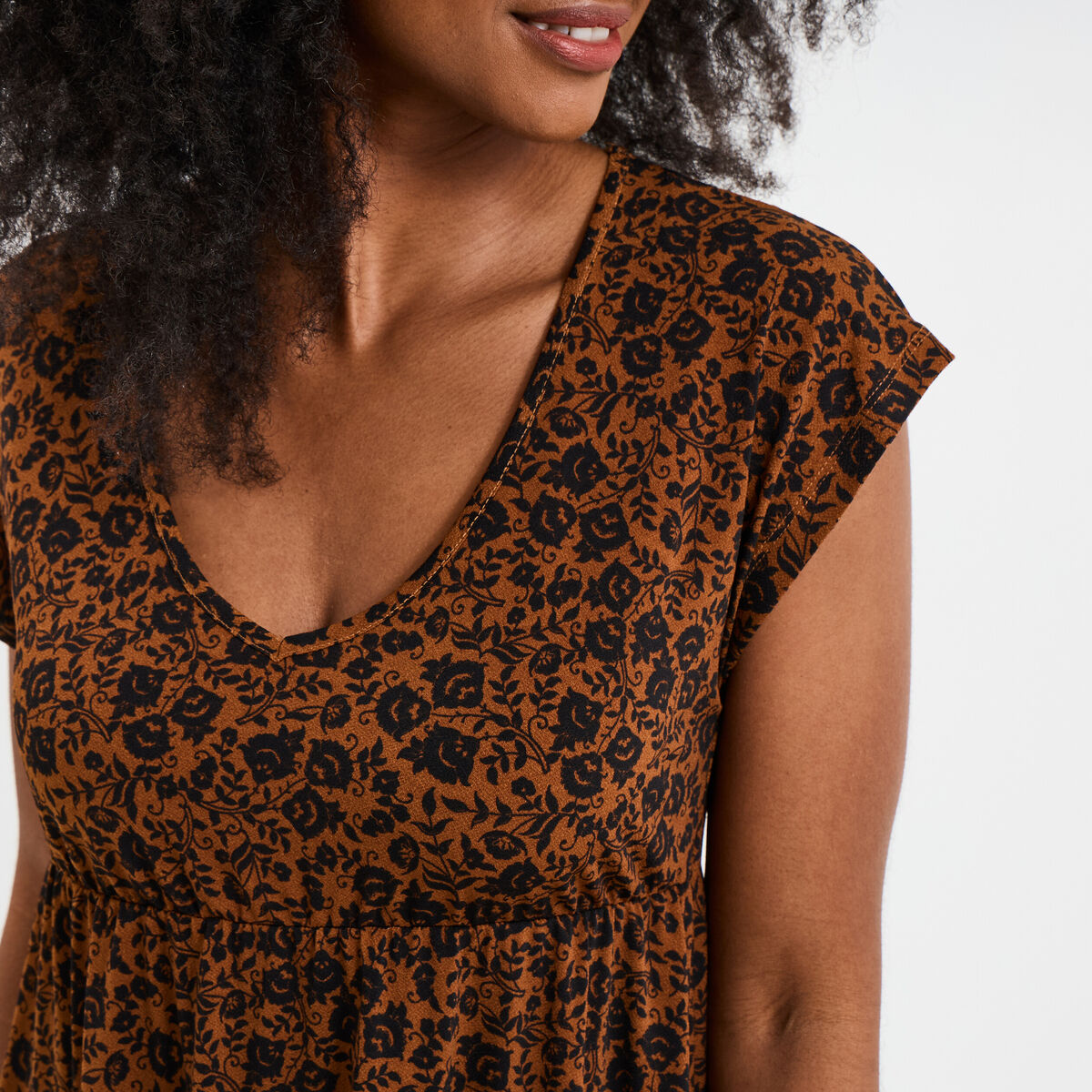 Robe patineuse manches courtes camel femme