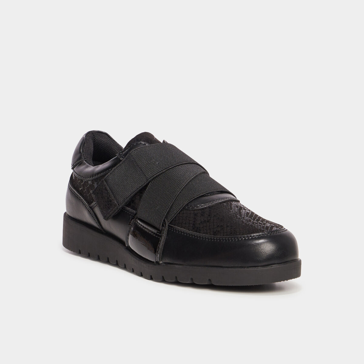 Tennis basses pied large Confortissimo noir femme