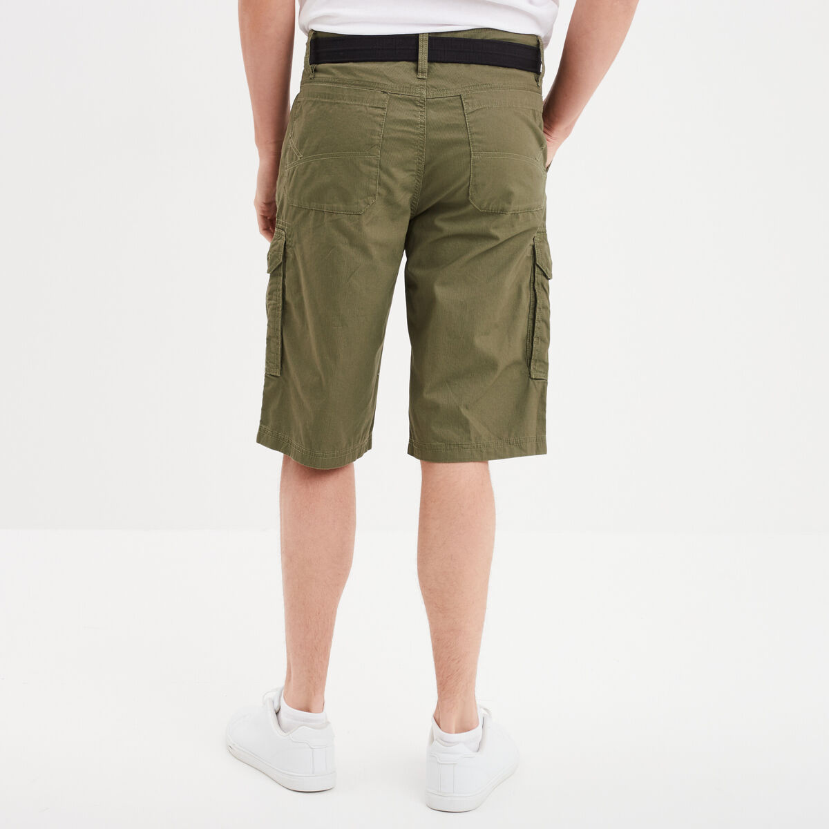 Bermuda cargo côtelé ceinturé Trappeur vert kaki homme