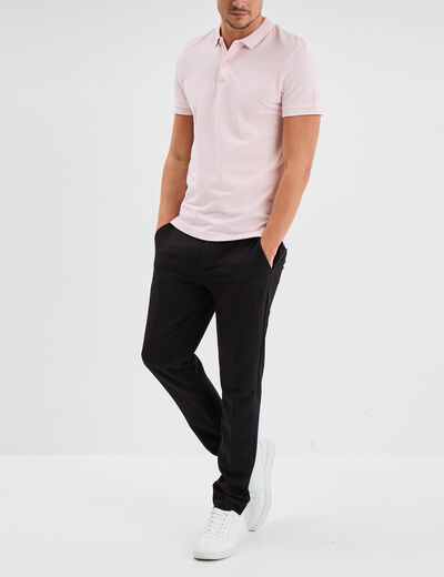 Polo manches courtes bords contrastés rose clair homme
