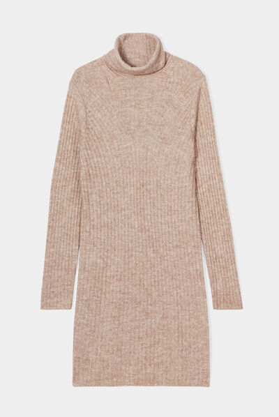 Robe pull courte col roulé côtelée sable femme