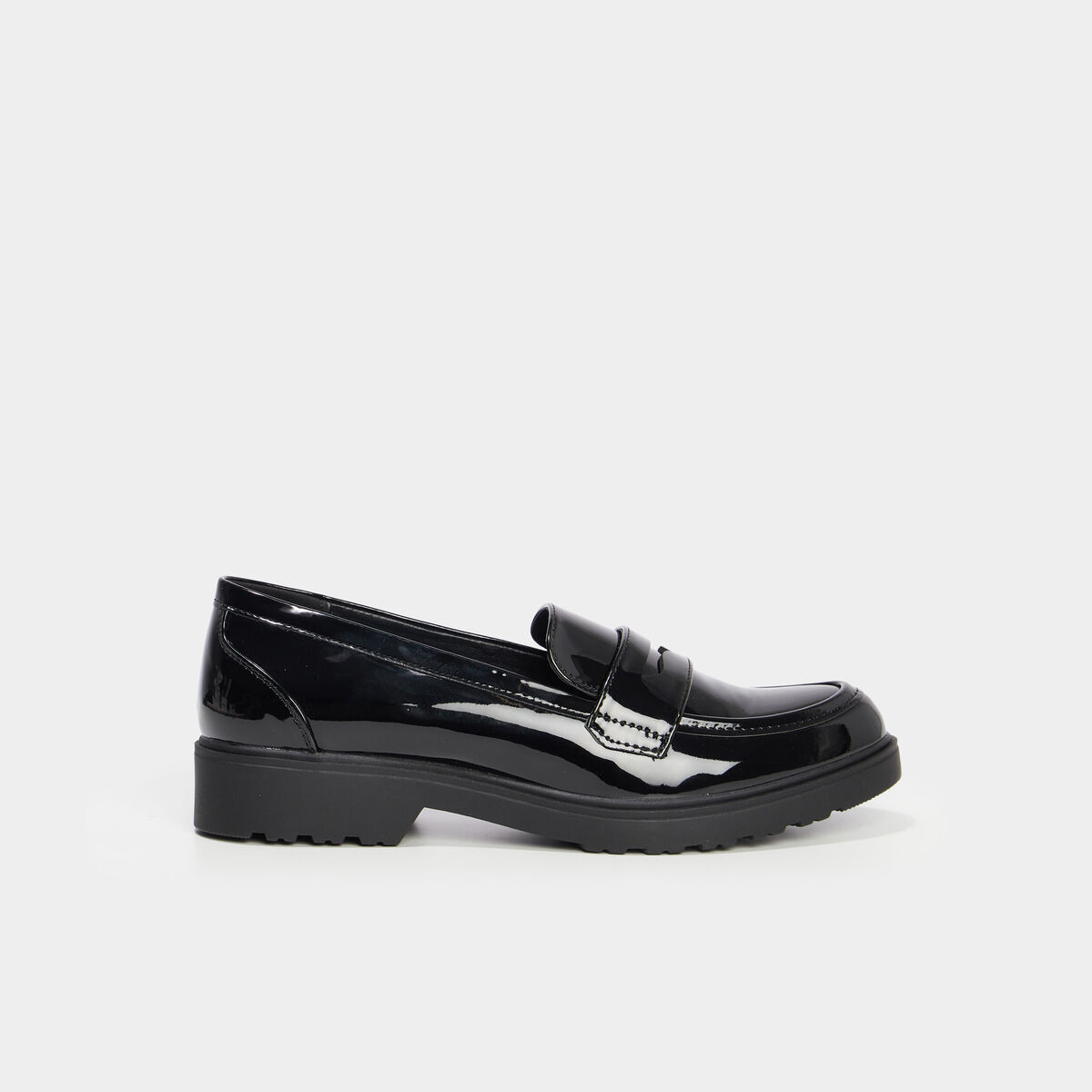 Mocassins vernis semelle crant&eacute;e Liberto noir femme