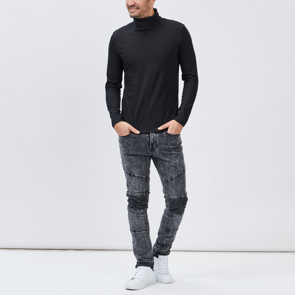 T-shirt col roulé manches longues noir homme