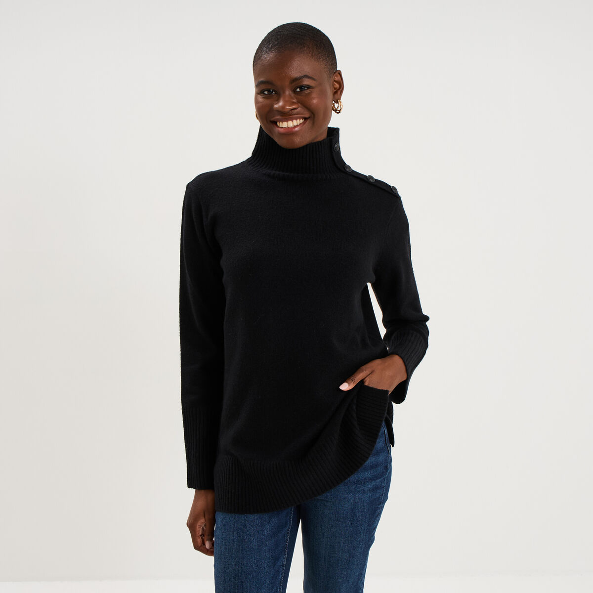 Pull col montant &agrave; boutons noir femme