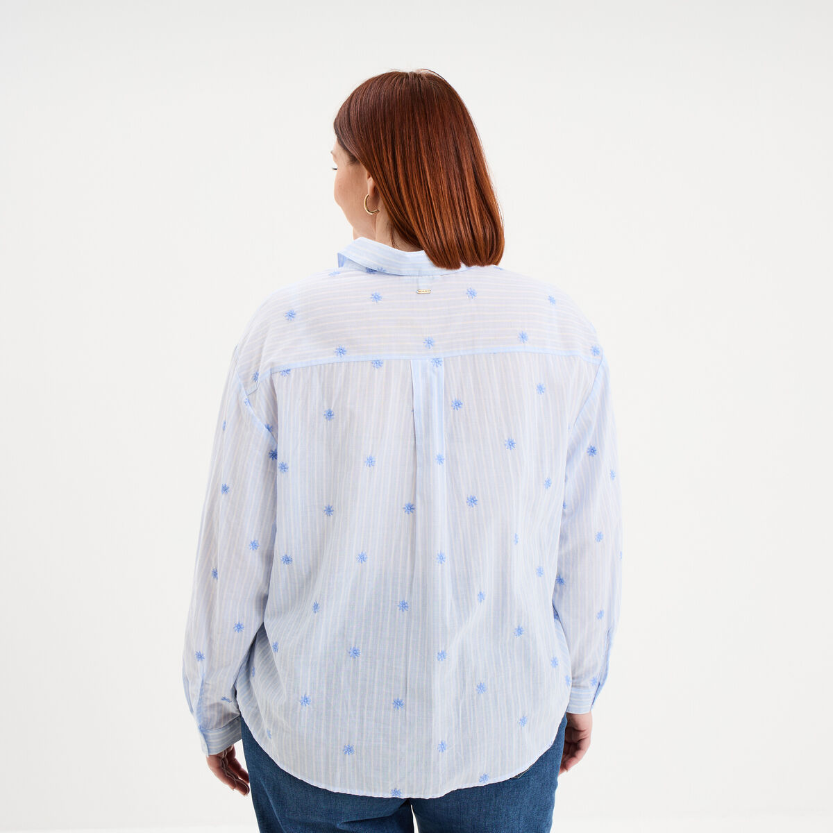 Chemise brod&eacute;e 1 poche manches longues bleu femme grande taille