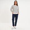 Pantalon chino 7/8&egrave;me ceinture tress&eacute;e bleu marine femme