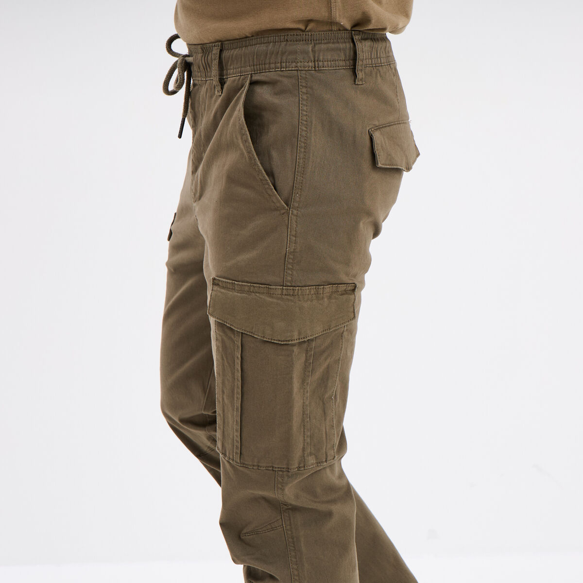 Pantalon cargo slim vert kaki homme