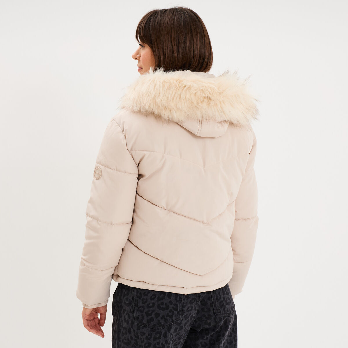 Doudoune doubl&eacute;e capuche fausse fourrure beige femme