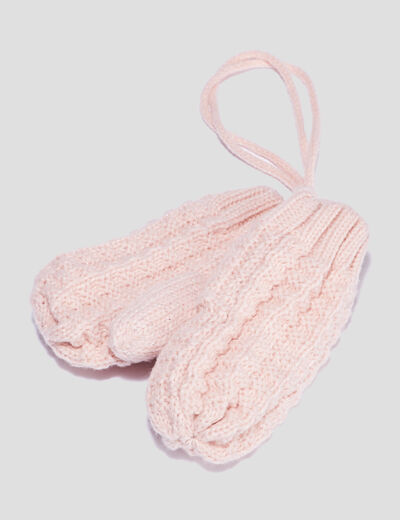 Ensemble bonnet et moufles rose bébé fille