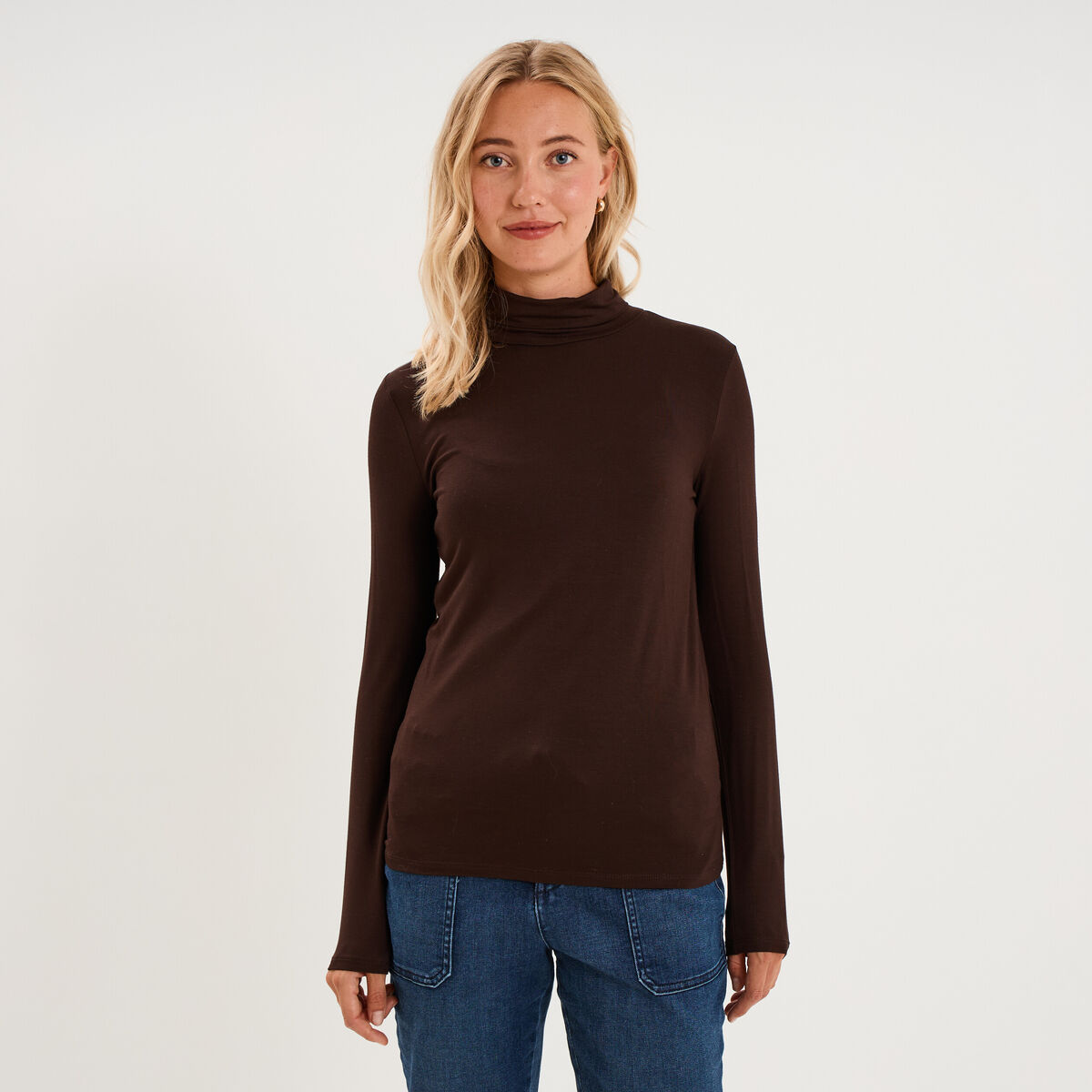 T-shirt manches longues col roul&eacute; marron fonc&eacute; femme