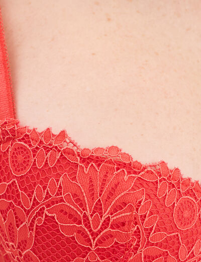 Soutien-gorge emboîtant paddé dentelle rouge femme