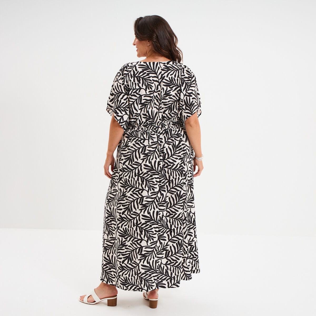 Robe longue fluide manches 3/4 blanc femme grande taille