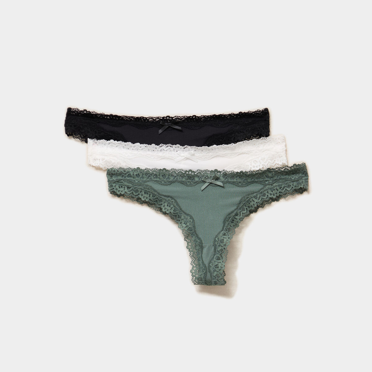 Lot 3 tangas avec dentelle vert femme