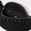 Sac banane su&eacute;dine avec d&eacute;tails clout&eacute;s noir femme