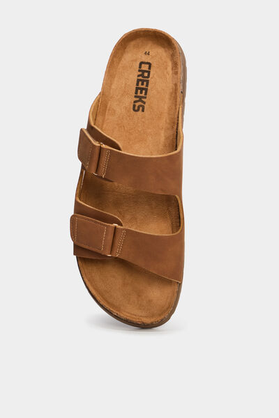 Mules double brides &agrave; scratchs marron clair homme