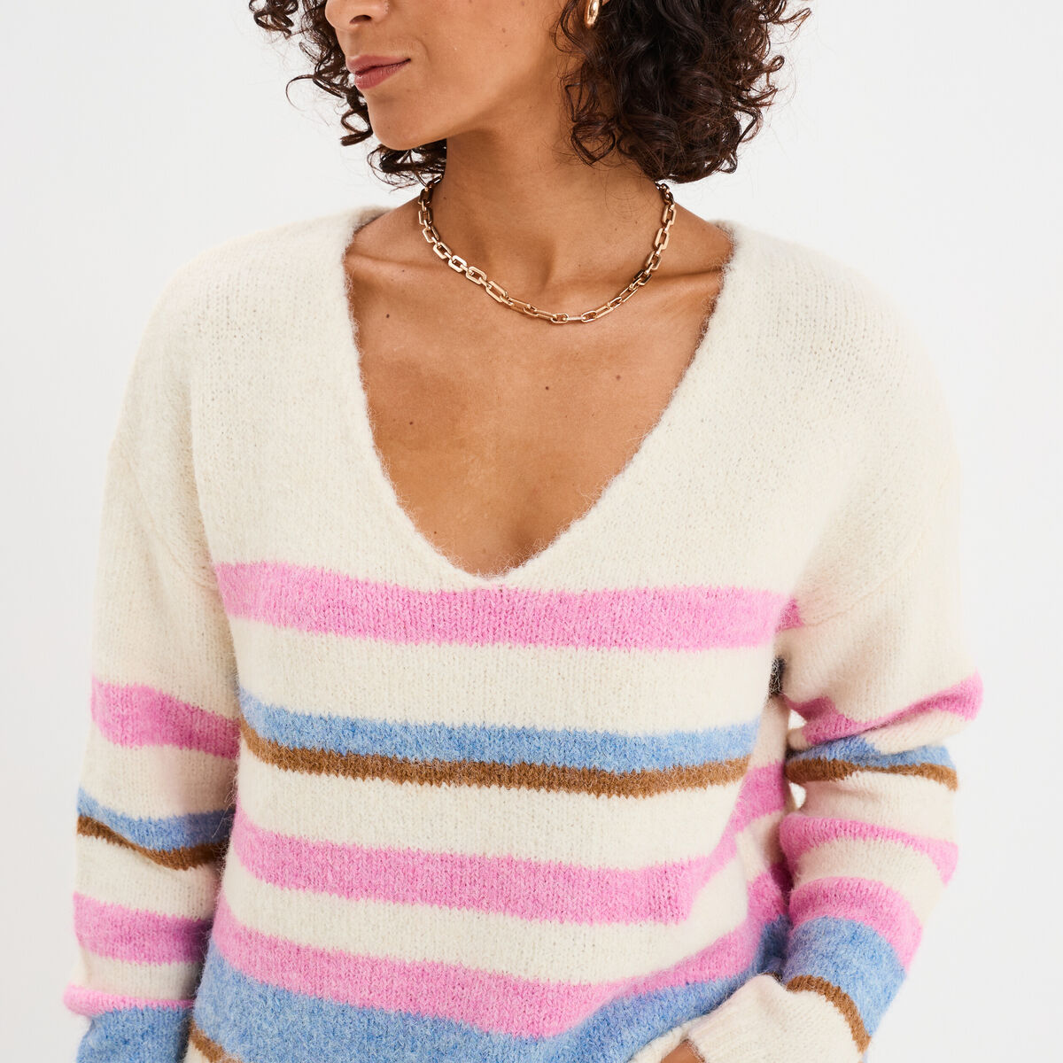 Pull col en V manches longues ecru femme